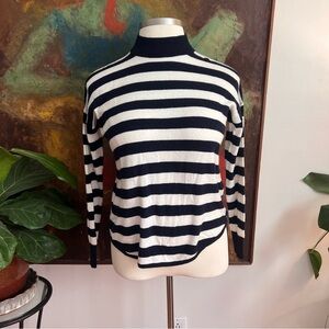 Madewell Striped Navy Blue & White mock Turtleneck Sweater sz Small